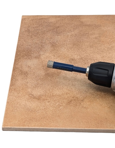 Koronka diamentowa do płytek Nozar o średnicy 12mm. Do wiercenia na sucho przy użyciu wiertarki lub wkrętarki bez użycia udaru.