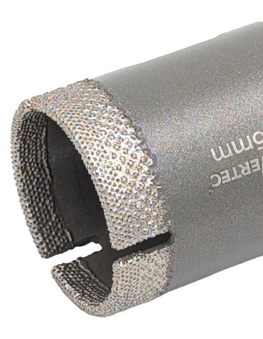 Nasyp diamentowy koronki do gresu Wertec Matrix o średnicy 35mm. Nasyp diamentowy koronki do gresu Wertec Matrix o średnicy 35mm.