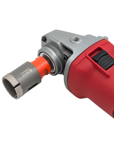 Koronka do gresu Wertec Matrix o średnicy 35mm do wiercenia na sucho przy użyciu szlifierki kątowej. Koronka do gresu Wertec Matrix o średnicy 35mm do wiercenia na sucho przy użyciu szlifierki kątowej.