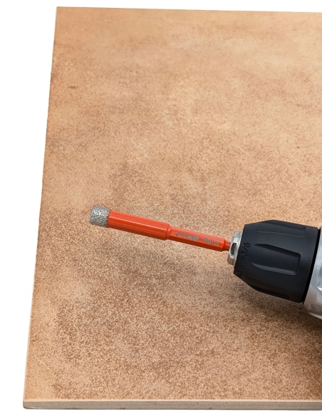 Koronka diamentowa do płytek Wertec 10mm. Do wiercenia na sucho  lub mokro przy użyciu wiertarki lub wkrętarki bez użycia udaru.